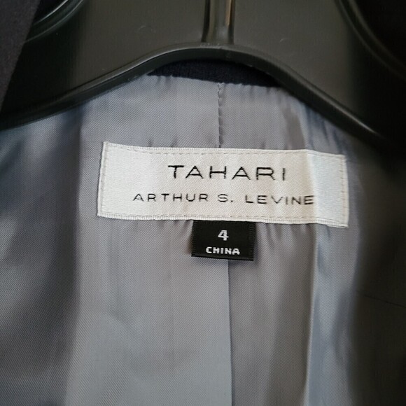 Tahari Navy Blue Button Front Long Sleeve Career Blazer Jacket Size 4 - Picture 8 of 11